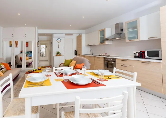 Appartamento L Olivier Modern And Bright Historic Center Gem, 150m From The