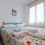 Apartment L Olivier Modern And Bright Historic Center Gem, 150m From The *