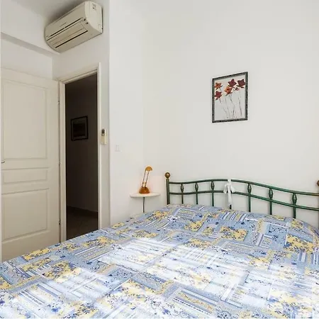 Apartment L Olivier *