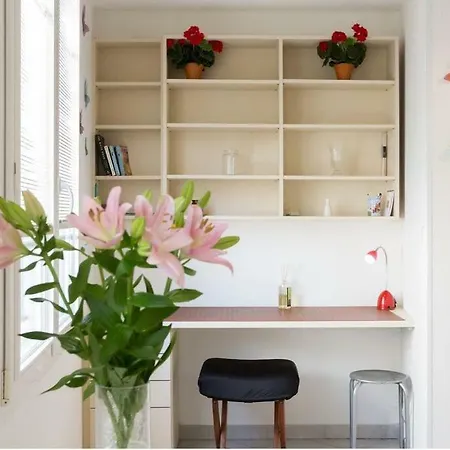 L Olivier Modern And Bright Historic Center Gem, 150m From The Antibes